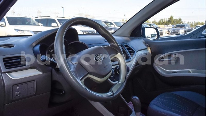 Big with watermark kia carens al jazirah state import dubai 1524