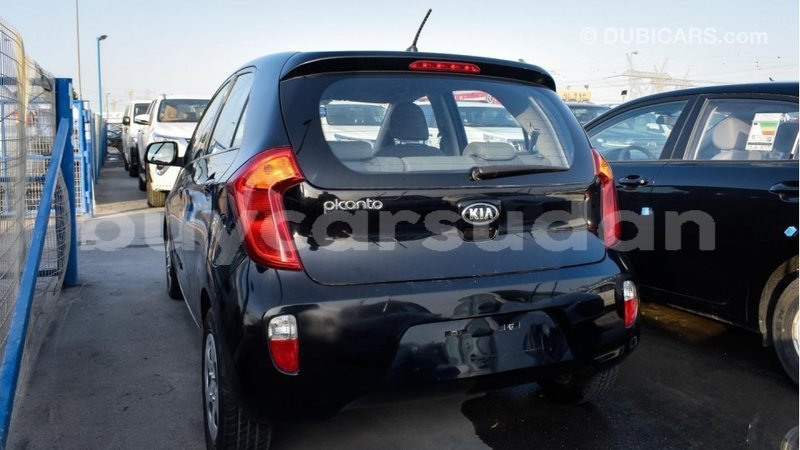 Big with watermark kia carens al jazirah state import dubai 1524