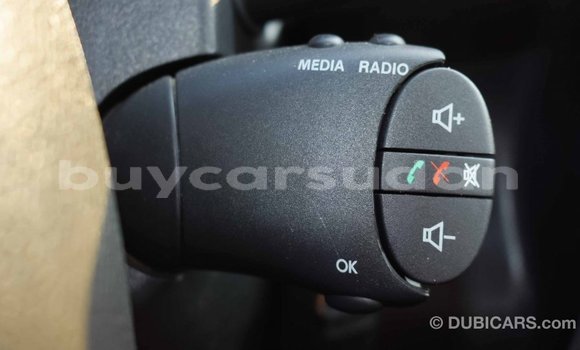 Buy Import Renault Duster White Car in Import - Dubai in Al Jazirah State Buy Import Renault Duster White Car in Import - Dubai in Al Jazirah State