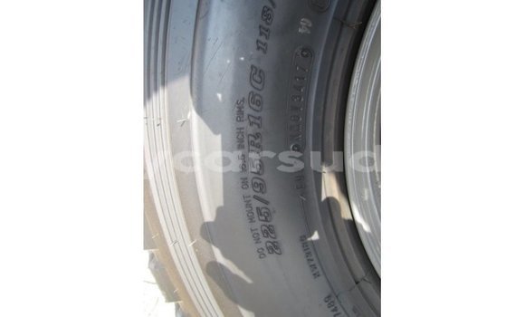 Buy Import Toyota Land Cruiser White Car in Import - Dubai in Al Jazirah State Buy Import Toyota Land Cruiser White Car in Import - Dubai in Al Jazirah State