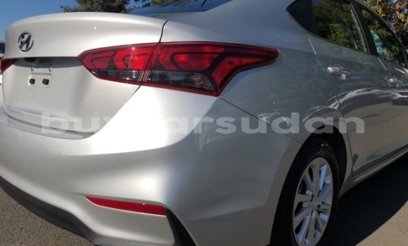 Buy Used Hyundai Accent Silver Car in Asalaya in an-Nil-al-Abyad Buy Used Hyundai Accent Silver Car in Asalaya in an-Nil-al-Abyad