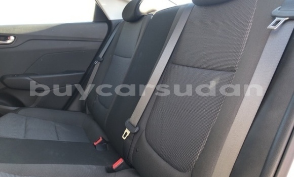 Buy Used Hyundai Accent Silver Car in Asalaya in an-Nil-al-Abyad Buy Used Hyundai Accent Silver Car in Asalaya in an-Nil-al-Abyad