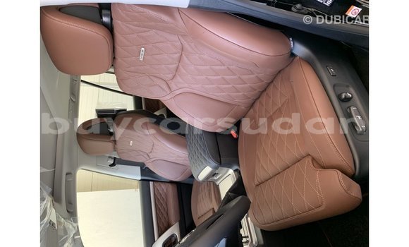 Acheter Import Voiture Toyota Land Cruiser Noir à Import - Dubai, État d'Al Jazirah Acheter Import Voiture Toyota Land Cruiser Noir à Import - Dubai, État d'Al Jazirah