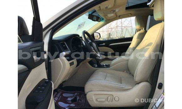 Buy Import Toyota Highlander Other Car in Import - Dubai in Al Jazirah State Buy Import Toyota Highlander Other Car in Import - Dubai in Al Jazirah State