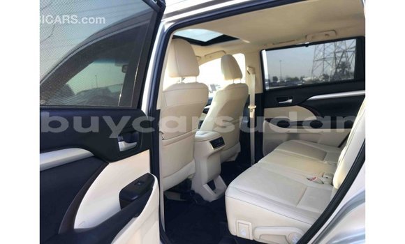 Buy Import Toyota Highlander Other Car in Import - Dubai in Al Jazirah State Buy Import Toyota Highlander Other Car in Import - Dubai in Al Jazirah State