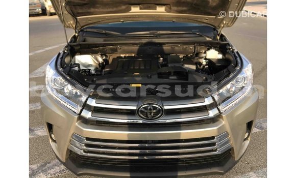 Buy Import Toyota Highlander Other Car in Import - Dubai in Al Jazirah State Buy Import Toyota Highlander Other Car in Import - Dubai in Al Jazirah State