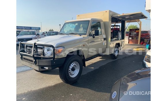 Buy Import Toyota Land Cruiser Beige Car in Import - Dubai in Al Jazirah State Buy Import Toyota Land Cruiser Beige Car in Import - Dubai in Al Jazirah State