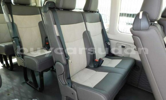 Buy Used Toyota Hiace White Car in Doka in al-Qadarif Buy Used Toyota Hiace White Car in Doka in al-Qadarif