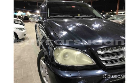 Buy Import Mercedes-Benz 190 (W201) Blue Car in Import - Dubai in Al Jazirah State Buy Import Mercedes-Benz 190 (W201) Blue Car in Import - Dubai in Al Jazirah State