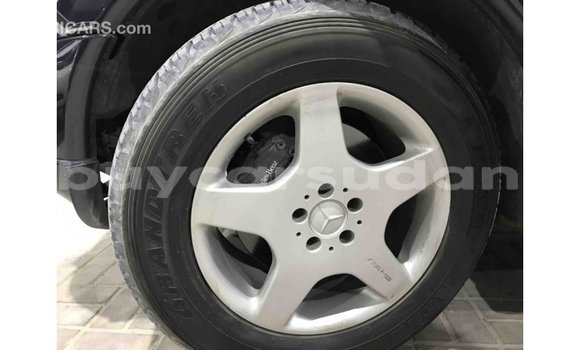 Buy Import Mercedes-Benz 190 (W201) Blue Car in Import - Dubai in Al Jazirah State