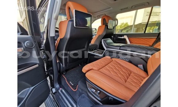 Buy Import Toyota Land Cruiser Black Car in Import - Dubai in Al Jazirah State Buy Import Toyota Land Cruiser Black Car in Import - Dubai in Al Jazirah State