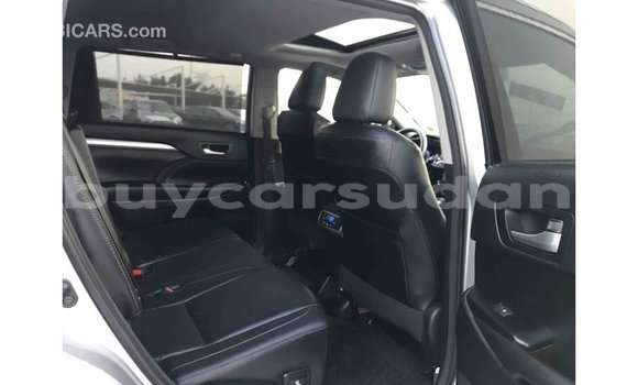 Buy Import Toyota Highlander Other Car in Import - Dubai in Al Jazirah State Buy Import Toyota Highlander Other Car in Import - Dubai in Al Jazirah State