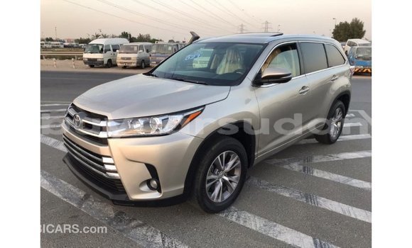 Buy Import Toyota Highlander Other Car in Import - Dubai in Al Jazirah State Buy Import Toyota Highlander Other Car in Import - Dubai in Al Jazirah State