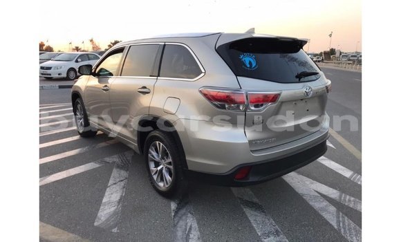 Buy Import Toyota Highlander Other Car in Import - Dubai in Al Jazirah State Buy Import Toyota Highlander Other Car in Import - Dubai in Al Jazirah State
