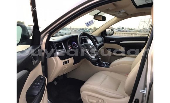 Buy Import Toyota Highlander Other Car in Import - Dubai in Al Jazirah State Buy Import Toyota Highlander Other Car in Import - Dubai in Al Jazirah State