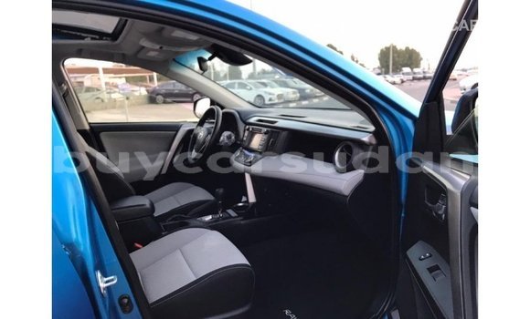 Buy Import Toyota HiAce Blue Truck in Import - Dubai in Al Jazirah State Buy Import Toyota HiAce Blue Truck in Import - Dubai in Al Jazirah State