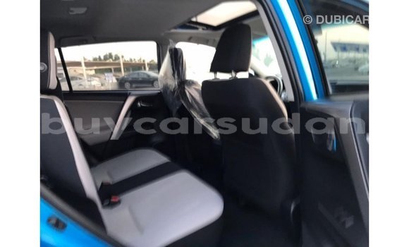 Buy Import Toyota HiAce Blue Truck in Import - Dubai in Al Jazirah State Buy Import Toyota HiAce Blue Truck in Import - Dubai in Al Jazirah State