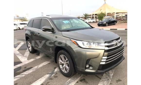 Buy Import Toyota Highlander Other Car in Import - Dubai in Al Jazirah State Buy Import Toyota Highlander Other Car in Import - Dubai in Al Jazirah State