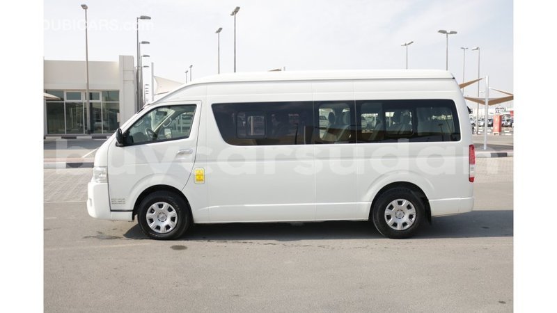 Big with watermark toyota hiace al jazirah state import dubai 1617