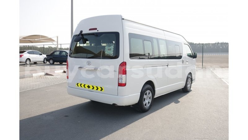 Big with watermark toyota hiace al jazirah state import dubai 1617