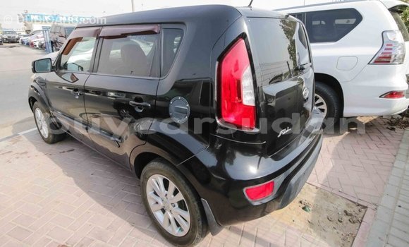 Acheter Import Voiture Kia Soul Noir à Import - Dubai, État d'Al Jazirah Acheter Import Voiture Kia Soul Noir à Import - Dubai, État d'Al Jazirah