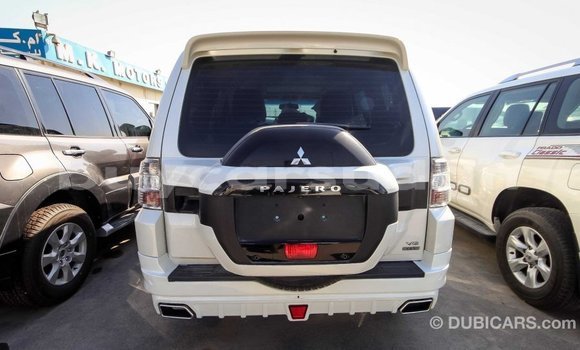 Buy Import Mitsubishi Pajero White Car in Import - Dubai in Al Jazirah State Buy Import Mitsubishi Pajero White Car in Import - Dubai in Al Jazirah State