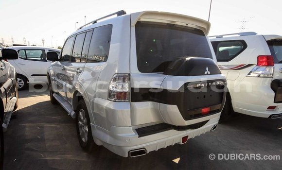Buy Import Mitsubishi Pajero White Car in Import - Dubai in Al Jazirah State Buy Import Mitsubishi Pajero White Car in Import - Dubai in Al Jazirah State