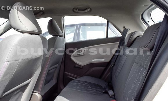 Buy Import Kia Carens White Car in Import - Dubai in Al Jazirah State Buy Import Kia Carens White Car in Import - Dubai in Al Jazirah State