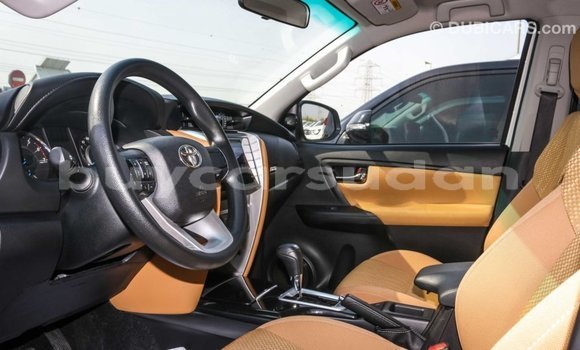 Buy Import Toyota Fortuner White Car in Import - Dubai in Al Jazirah State Buy Import Toyota Fortuner White Car in Import - Dubai in Al Jazirah State