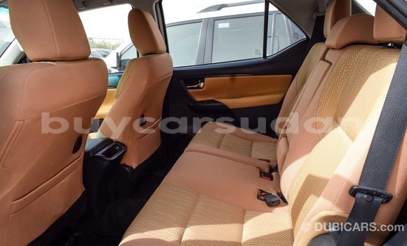 Buy Import Toyota Fortuner White Car in Import - Dubai in Al Jazirah State Buy Import Toyota Fortuner White Car in Import - Dubai in Al Jazirah State