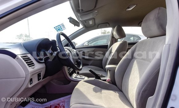 Buy Import Toyota Corolla White Car in Import - Dubai in Al Jazirah State Buy Import Toyota Corolla White Car in Import - Dubai in Al Jazirah State