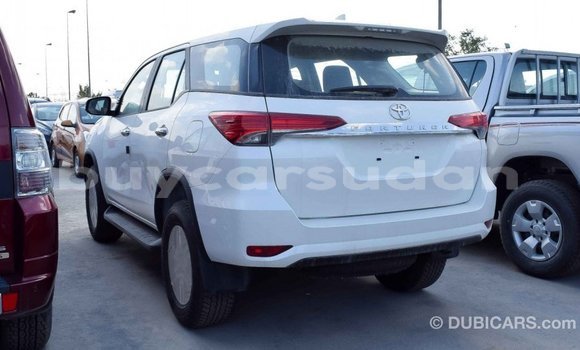 Buy Import Toyota Fortuner White Car in Import - Dubai in Al Jazirah State Buy Import Toyota Fortuner White Car in Import - Dubai in Al Jazirah State