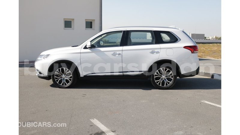 Big with watermark mitsubishi outlander al jazirah state import dubai 1664