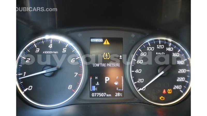 Big with watermark mitsubishi outlander al jazirah state import dubai 1664