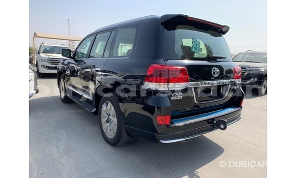 Acheter Import Voiture Toyota Land Cruiser Noir à Import - Dubai, État d'Al Jazirah Acheter Import Voiture Toyota Land Cruiser Noir à Import - Dubai, État d'Al Jazirah