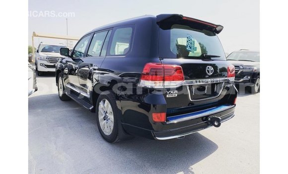 Acheter Import Voiture Toyota Land Cruiser Noir à Import - Dubai, État d'Al Jazirah Acheter Import Voiture Toyota Land Cruiser Noir à Import - Dubai, État d'Al Jazirah