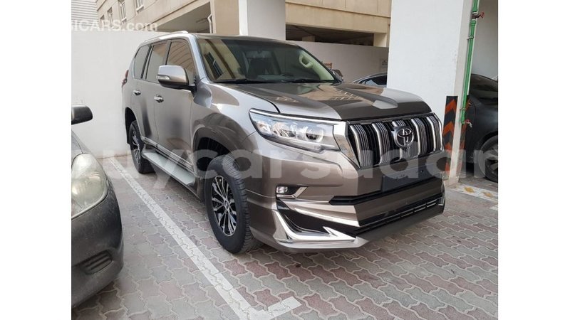 Big with watermark toyota prado al jazirah state import dubai 1676