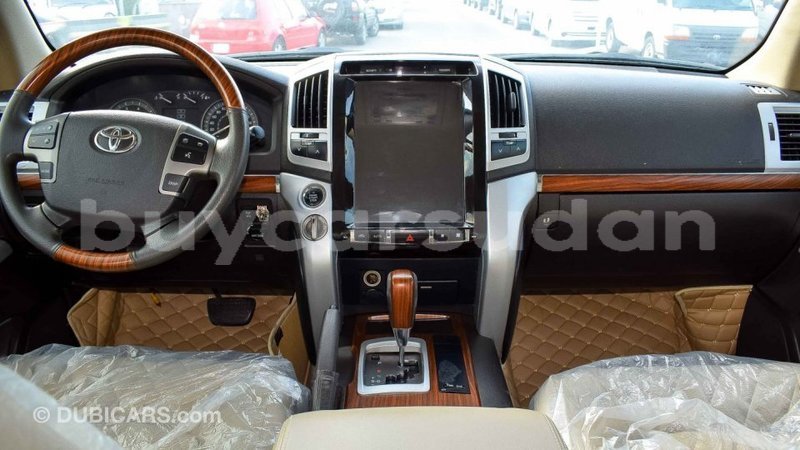 Big with watermark 0c4bab18 eb18 4f2c a2c3 944b6ee68af5