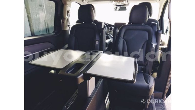 Big with watermark mercedes benz 250 al jazirah state import dubai 1680