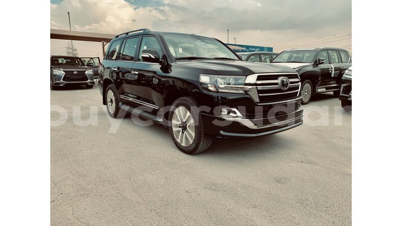 Big with watermark toyota land cruiser al jazirah state import dubai 1685
