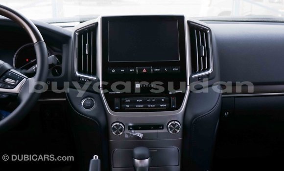 Acheter Import Voiture Toyota Land Cruiser Noir à Import - Dubai, État d'Al Jazirah Acheter Import Voiture Toyota Land Cruiser Noir à Import - Dubai, État d'Al Jazirah
