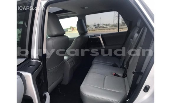 Buy Import Toyota HiAce Other Truck in Import - Dubai in Al Jazirah State Buy Import Toyota HiAce Other Truck in Import - Dubai in Al Jazirah State