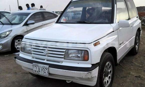 Buy Used Suzuki Grand Vitara White Car in Khartoum in Khartoum