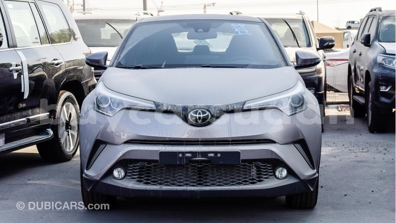 Big with watermark toyota c hr al jazirah state import dubai 1698