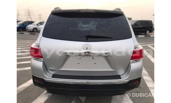 Buy Import Toyota Highlander Other Car in Import - Dubai in Al Jazirah State Buy Import Toyota Highlander Other Car in Import - Dubai in Al Jazirah State