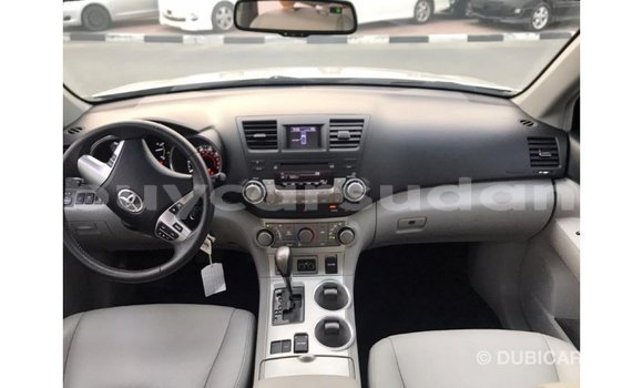 Buy Import Toyota Highlander Other Car in Import - Dubai in Al Jazirah State Buy Import Toyota Highlander Other Car in Import - Dubai in Al Jazirah State