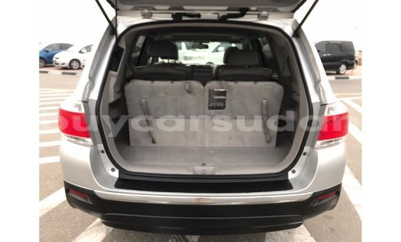Buy Import Toyota Highlander Other Car in Import - Dubai in Al Jazirah State Buy Import Toyota Highlander Other Car in Import - Dubai in Al Jazirah State