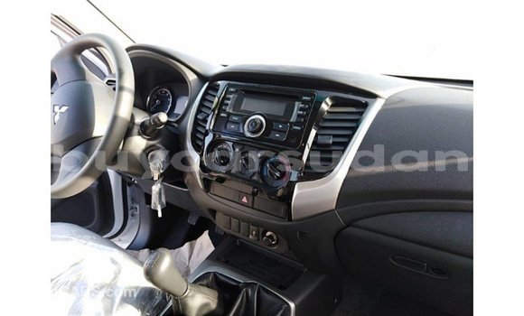 Buy Import Mitsubishi L200 White Car in Import - Dubai in Al Jazirah State Buy Import Mitsubishi L200 White Car in Import - Dubai in Al Jazirah State