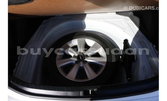 Buy Import Toyota Corolla White Car in Import - Dubai in Al Jazirah State Buy Import Toyota Corolla White Car in Import - Dubai in Al Jazirah State