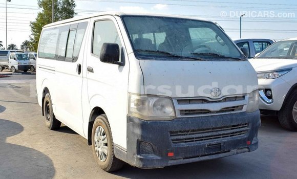 Buy Import Toyota Hiace White Car in Import - Dubai in Al Jazirah State Buy Import Toyota Hiace White Car in Import - Dubai in Al Jazirah State